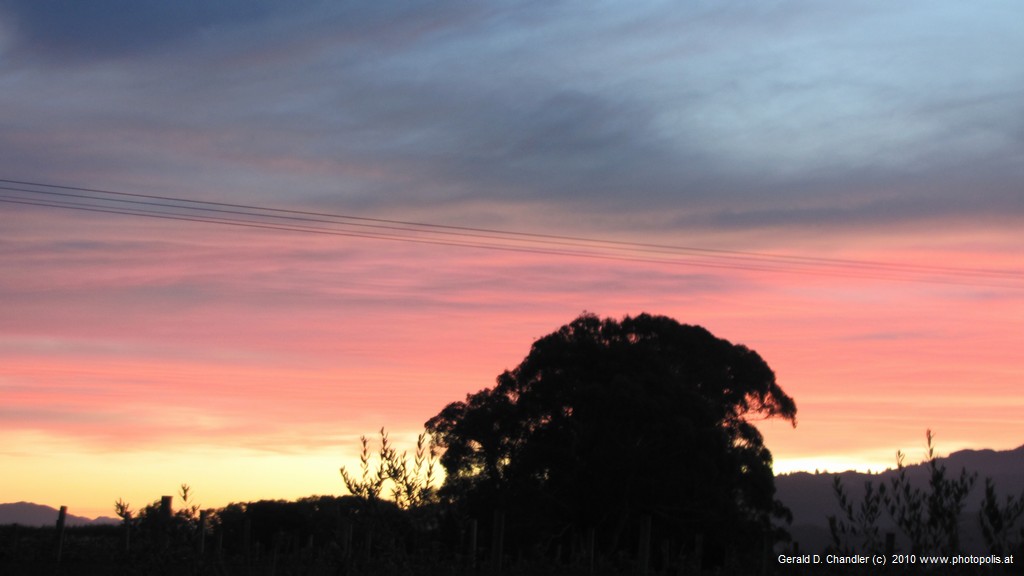 Sunset at the Eden's Edge Backpackers